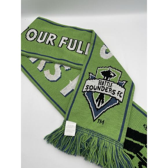 Seattle Sounders 100% Acrylic FC Adidas Scarf Ruffneck Green Space Needle - Picture 3 of 3